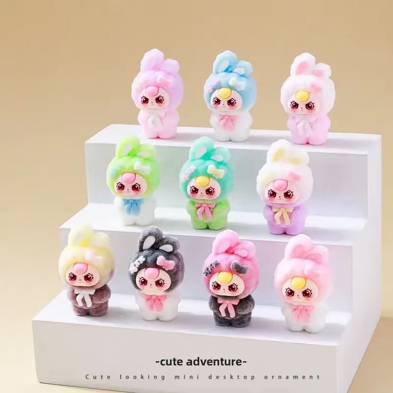 Hot Genuine Mini Figures Deskt - Car Accessories Girl ulasan dan harga