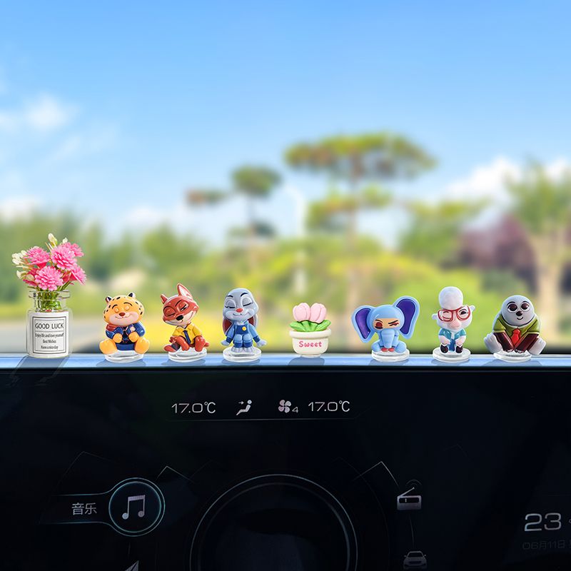 Zootopia cartoon car ornament  - Car Accessories For Decoration ulasan dan harga
